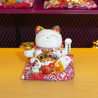 Dai Cat Dai Loi God of Wealth Cat - 16cm
