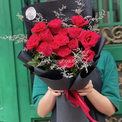 Bó Hoa Hồng Đỏ Quyến Rũ HB74