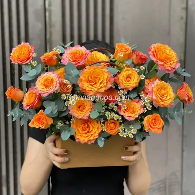 Spirit Orange Rose Basket HG19