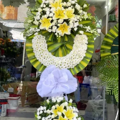 CB18 Condolence Flower Shelf