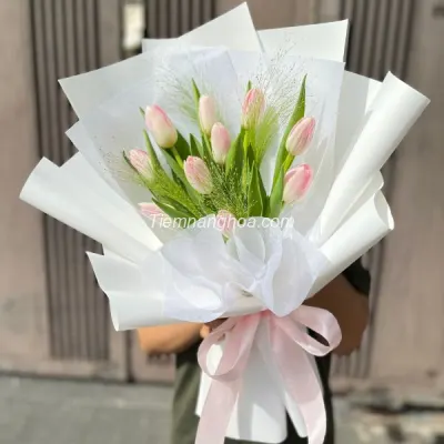 Sweet Pink Tulip Bouquet HB158