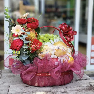 Imported fresh fruit basket mixed with premium flowers GTC07