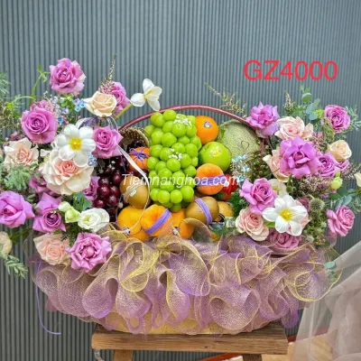 Imported fruit basket with glass mixed with high-quality fresh flowers GTC19