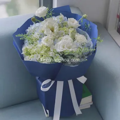 Blue and White Hydrangea Bouquet HB184