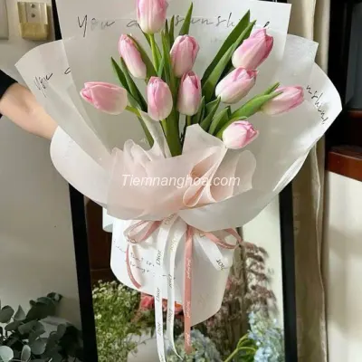 Bó hoa tulip hồng nhạt HB236