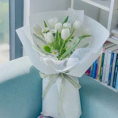 Bó hoa tulip trắng HB237