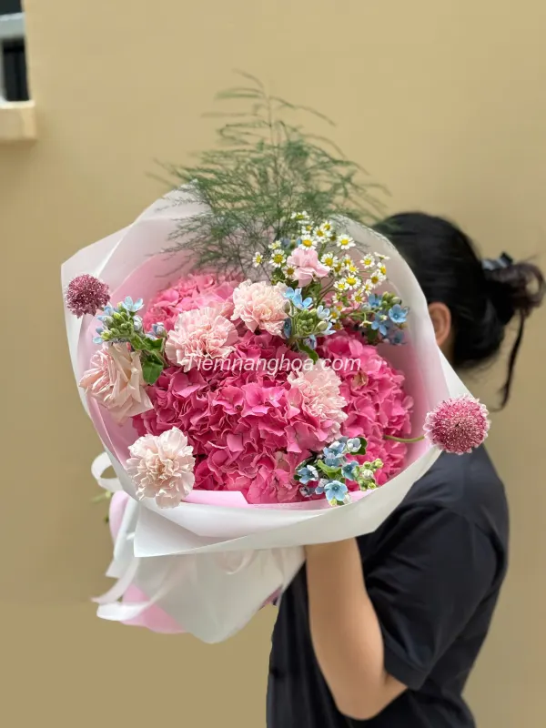 Bó hoa cẩm tú cầu hồng mix lam tinh HB311