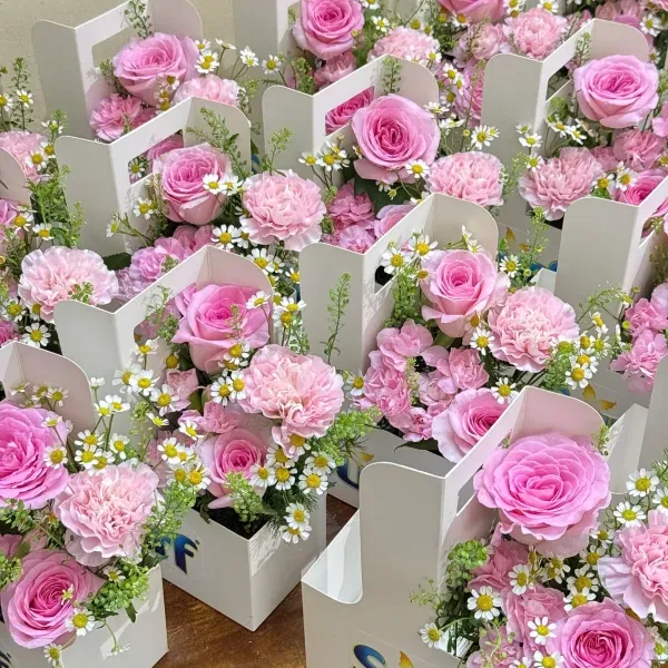 Set of Flower Basket and Water of Your Choice Style SET01 - Ảnh 1