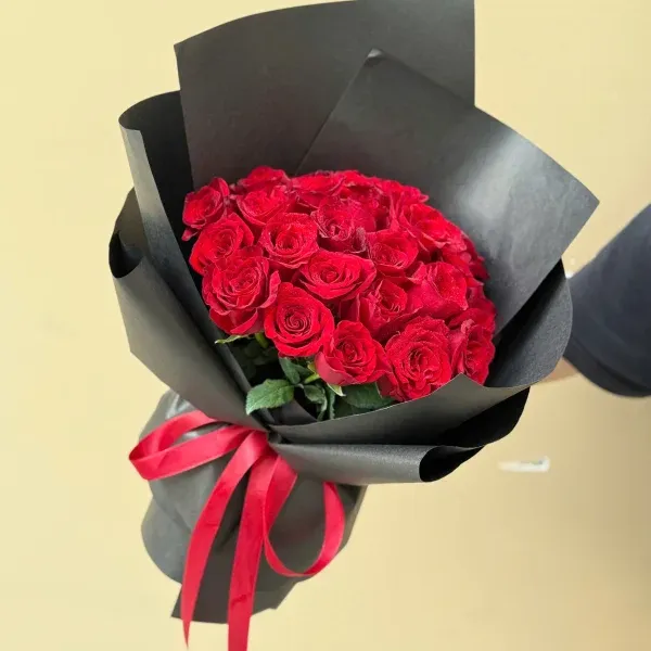 Bó hoa hồng đỏ Valentine HB282 - Ảnh 1