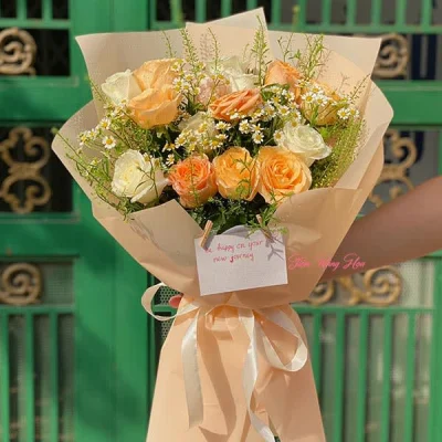 Bouquet of radiant orange roses HB96