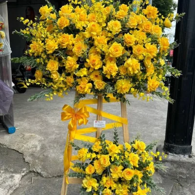 Kệ Hoa Khai Trương hồng vàng KT36