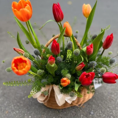 Giỏ Hoa Tulip Huyền Bí HG25