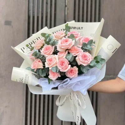 Bó hoa hồng kem nhẹ nhàng HB173