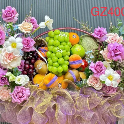Imported fruit basket with glass mixed with high-quality fresh flowers GTC19