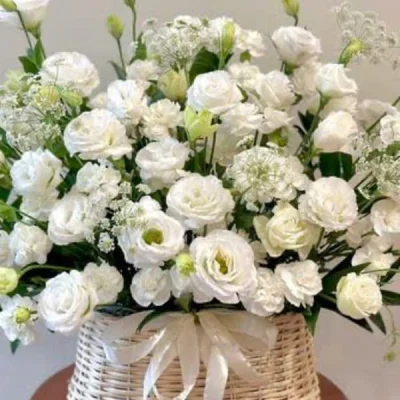 Giỏ hoa cát tường trắng HG38