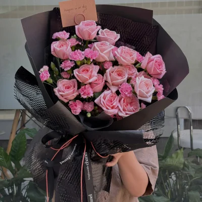 Bó hoa hồng Ohara cá tính, mùi thơm đặc trưng HB267